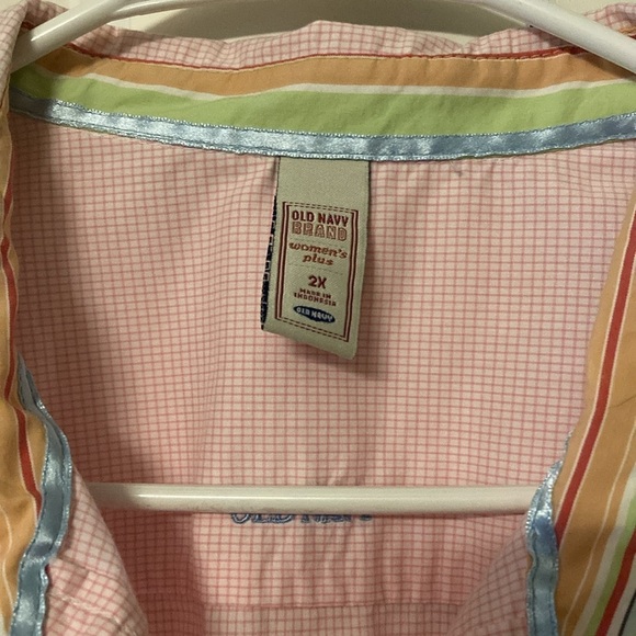 Old Navy women’s plus 2X gingham pink button down shirt ‘06 classic feminine - Picture 2 of 9